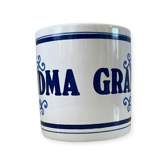 Vintage GHC England Granma Coffee Mug Blues & Whites Holds 10 - 12 Oz. - Picture 6 of 8